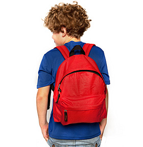 Kind trägt Rucksack - Vorschau