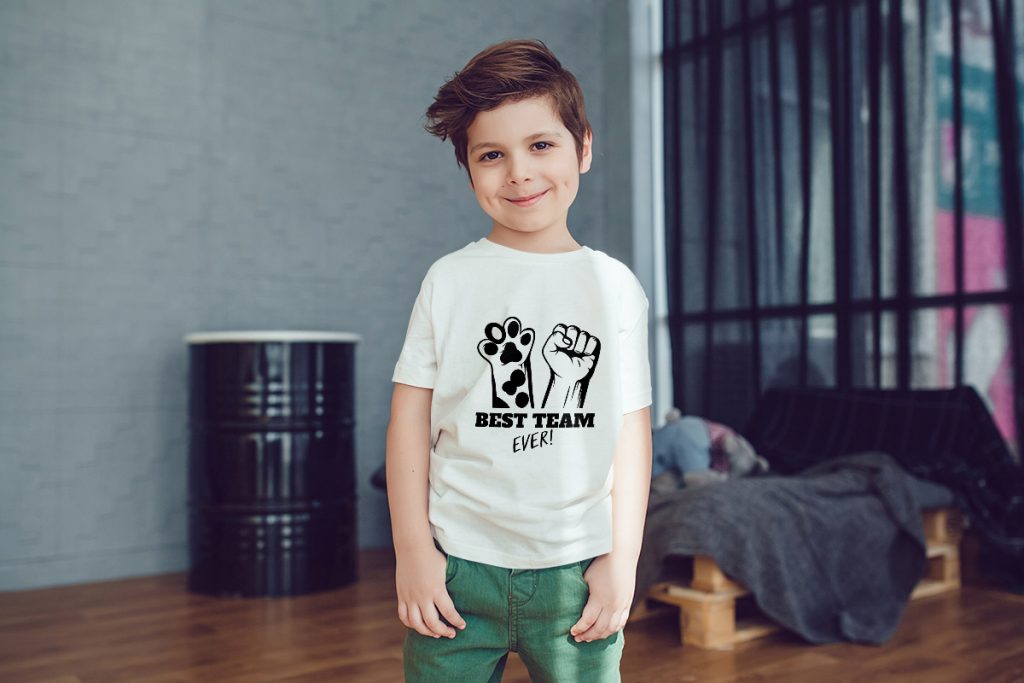T-Shirt mit Hundemotiv