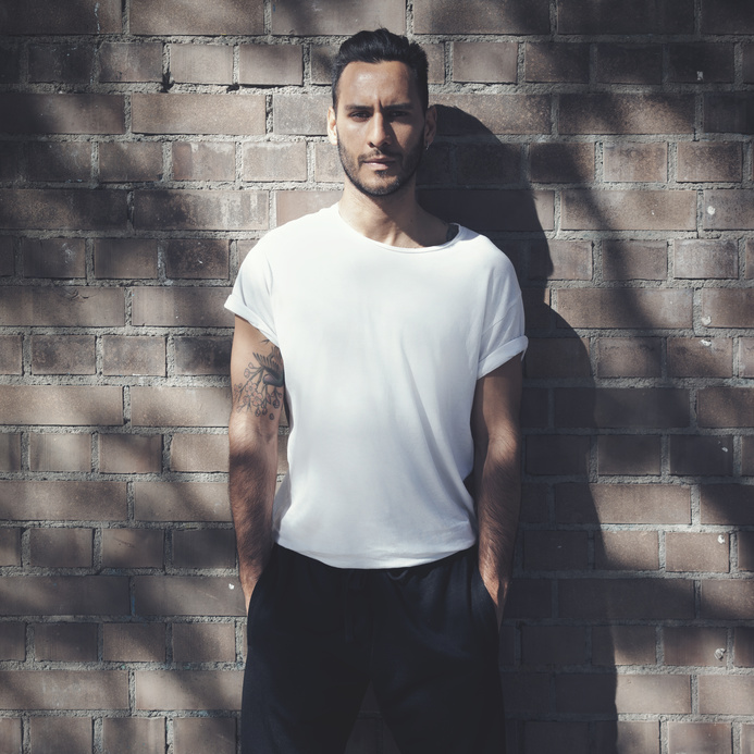 Weisse T Shirts Der Modeklassiker Im Style Check Weiss Macht Sexy